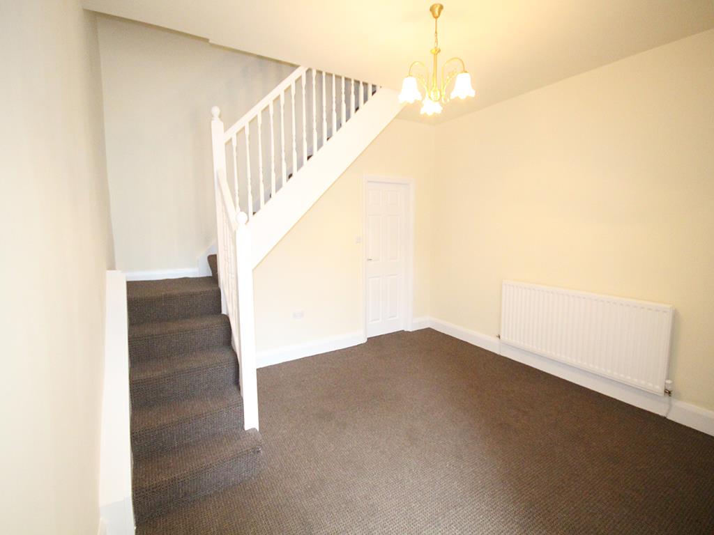 3 bedroom mid terrace house To Let in Barnoldswick - 2015-04-16 09.57.28.jpg